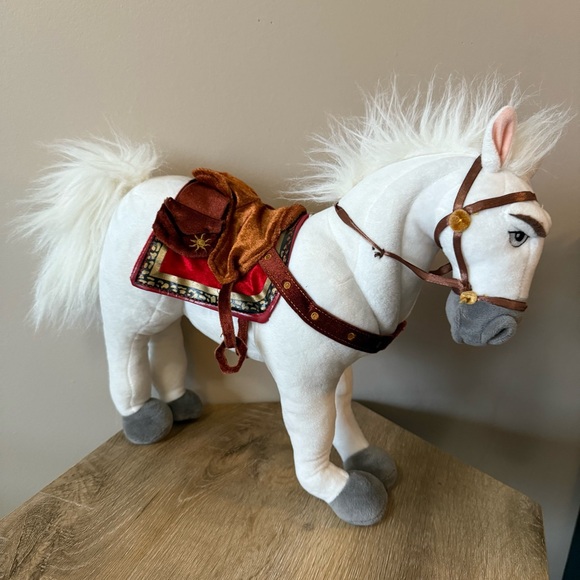 DISNEY STORE TANGLED RAPUNZEL Maximus Plush Horse - Picture 3 of 9